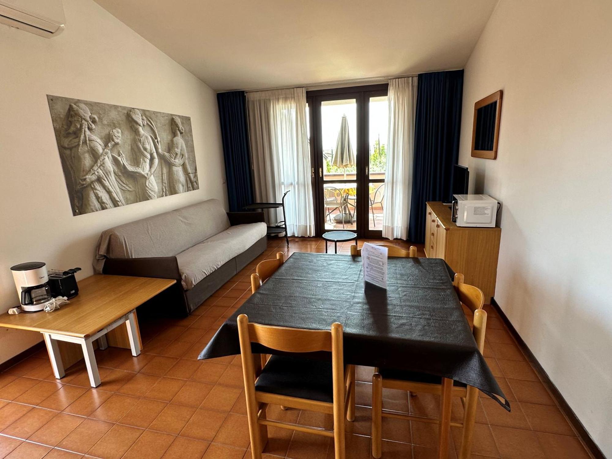 Villaggio Barbara Moniga del Garda Экстерьер фото